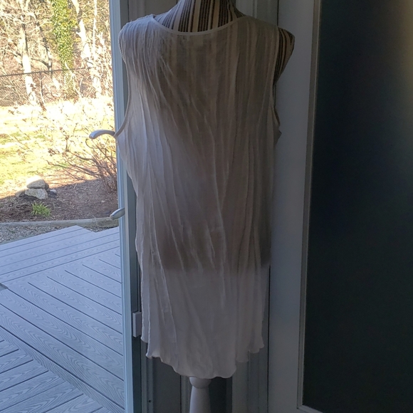 High/low lace tank - Picture 3 of 4